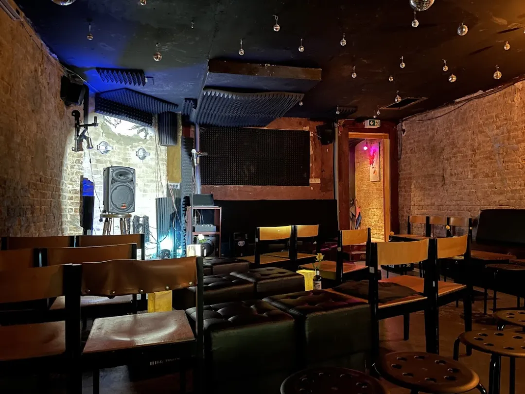 Karakas – Foto 2