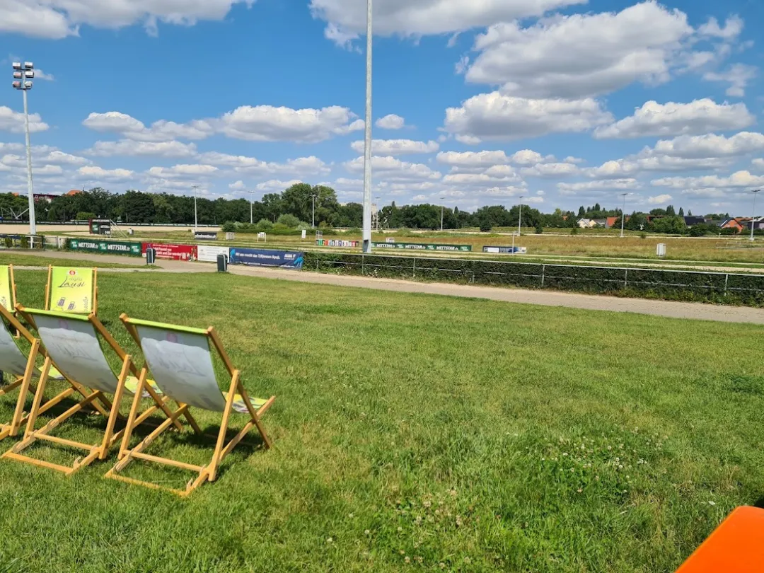 Trabrennbahn Karlshorst – Foto 2