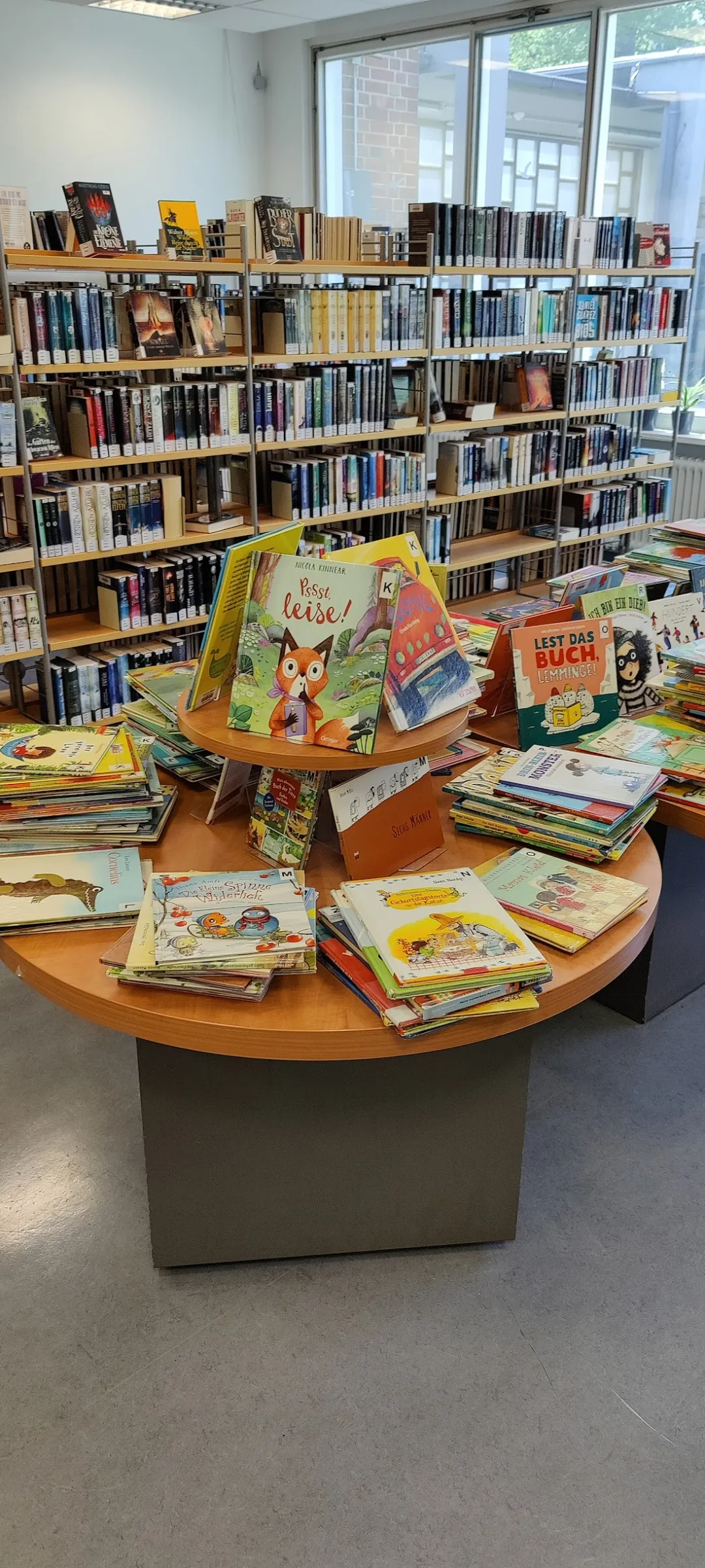 Gottfried-Benn-Bibliothek in Steglitz-Zehlendorf – Foto 5
