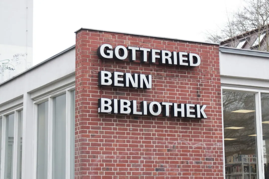 Gottfried-Benn-Bibliothek in Steglitz-Zehlendorf – Foto 2