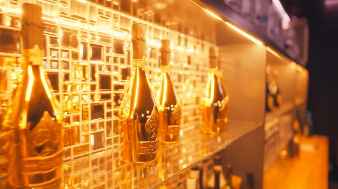Tiffany Club – Foto 6