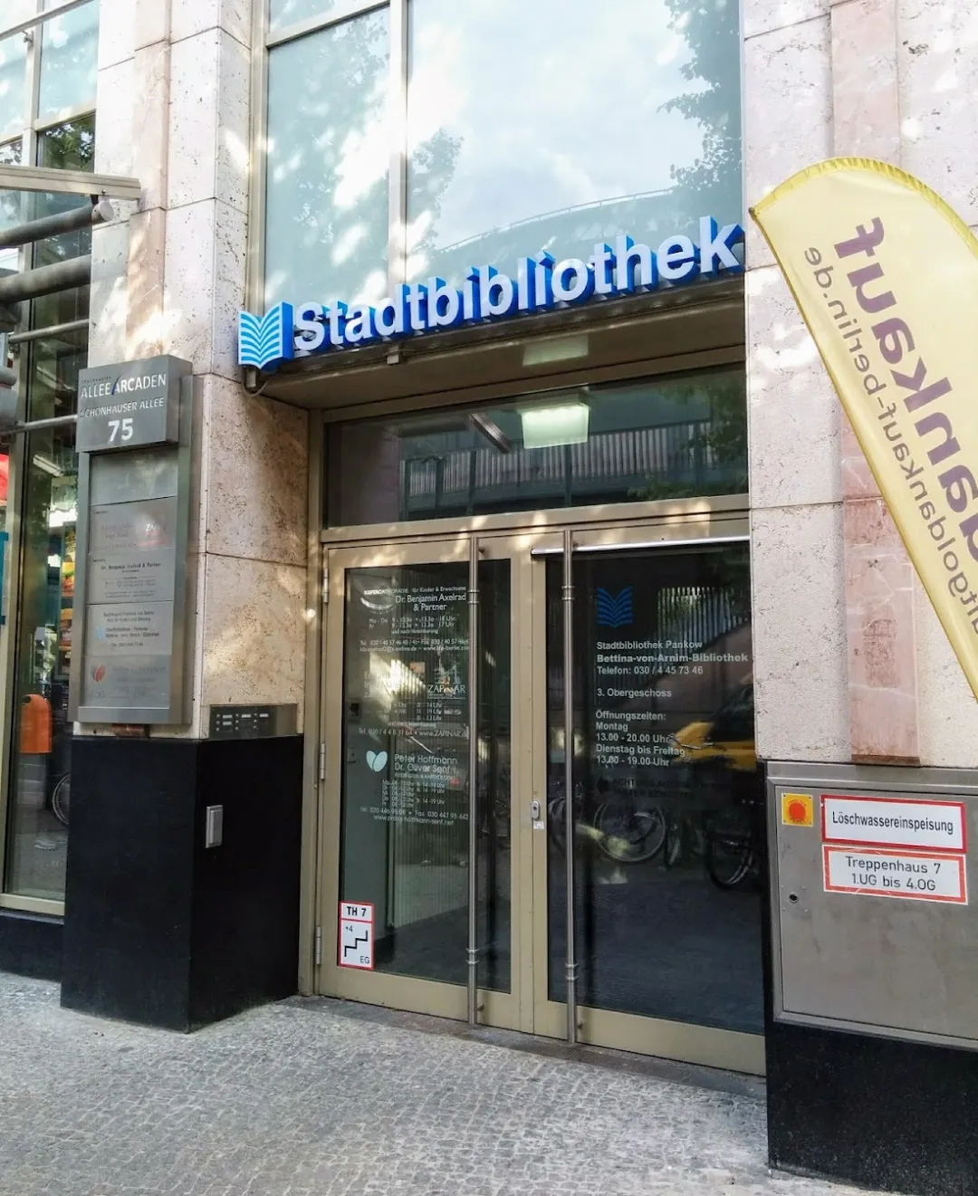 Bettina-von-Arnim-Bibliothek in Pankow – Foto 2