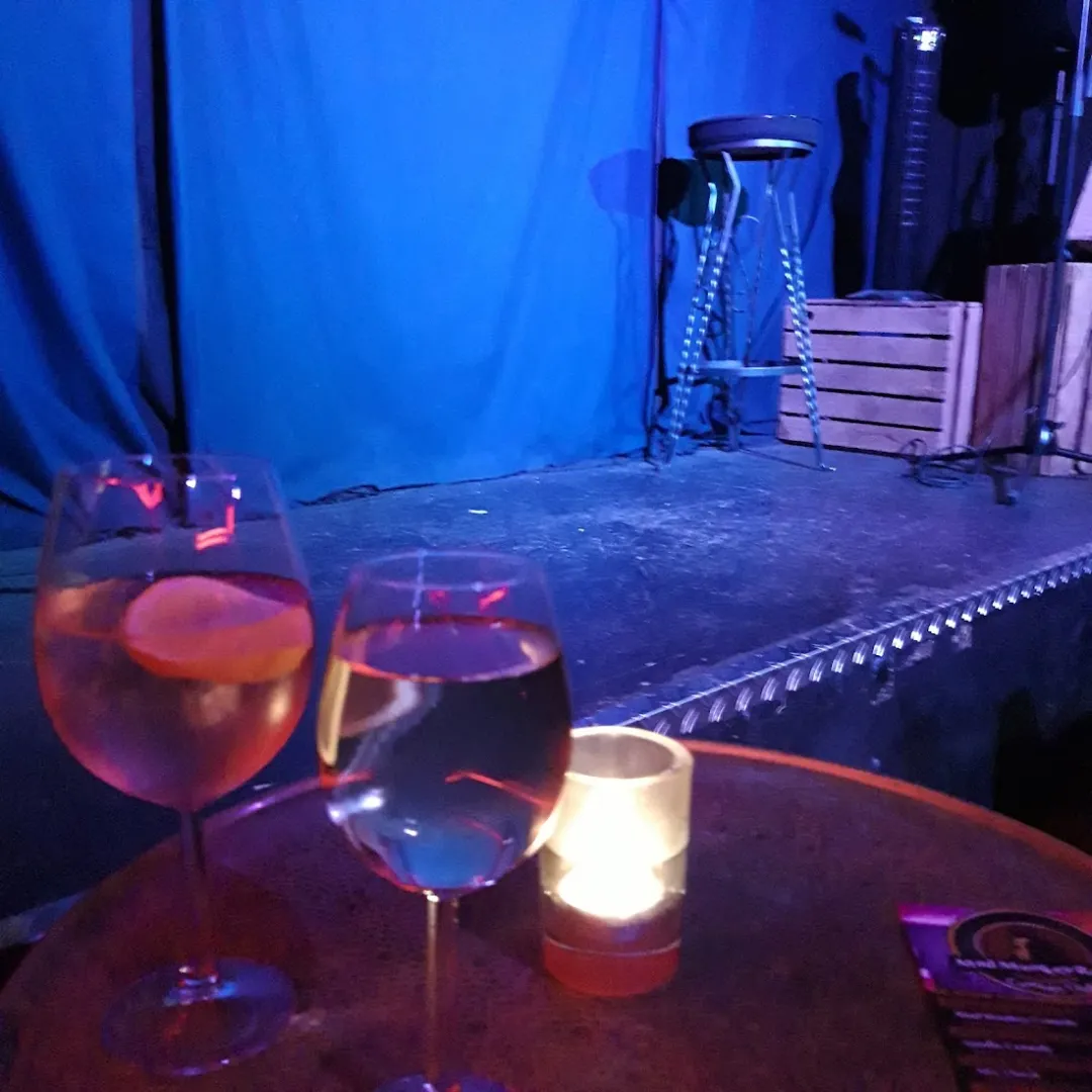 Mad Monkey Room – Foto 6