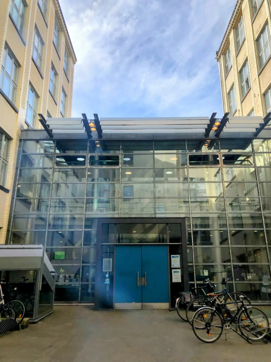 Philipp-Schaeffer-Bibliothek in Mitte – Foto 2