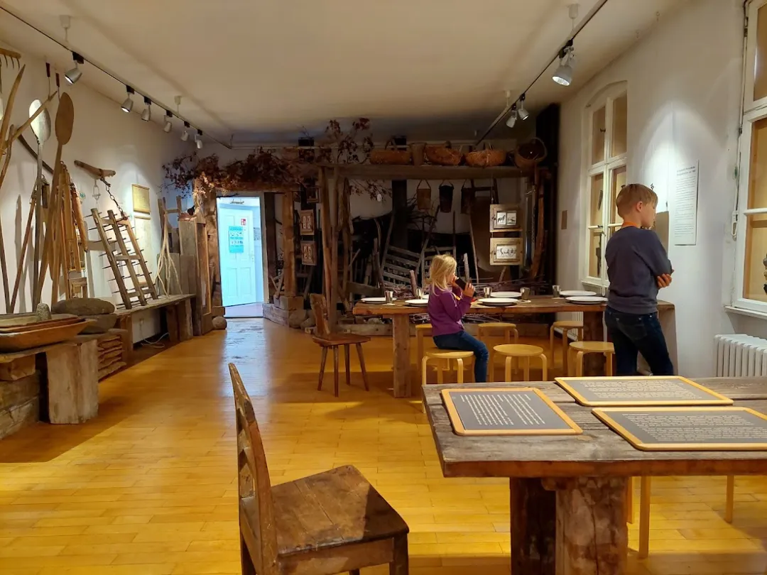 Galerie im Tempelhof Museum – Foto 2