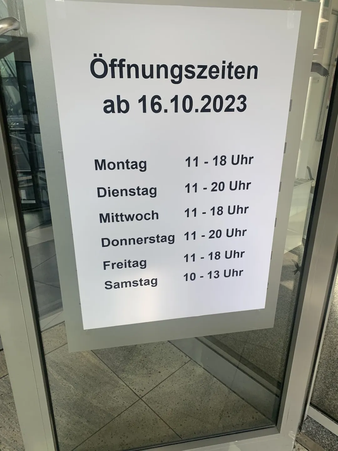 Helene-Nathan-Bibliothek in Neukölln – Foto 4