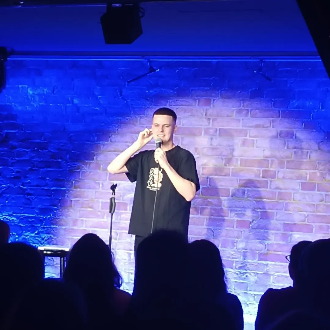 Downstairs Comedy Club – Foto 5