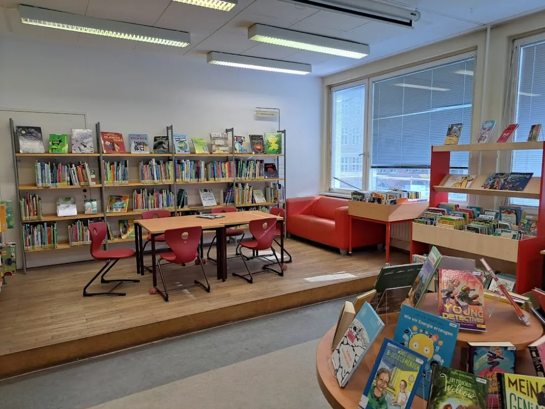 Gottfried-Benn-Bibliothek in Steglitz-Zehlendorf – Foto 3