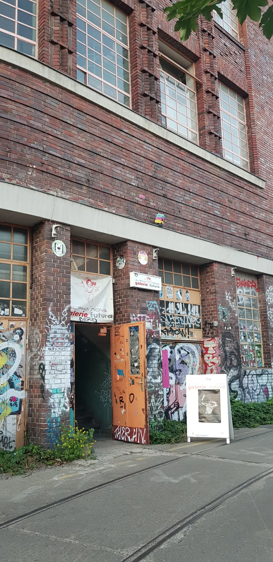 alpha nova & galerie futura – Foto 6