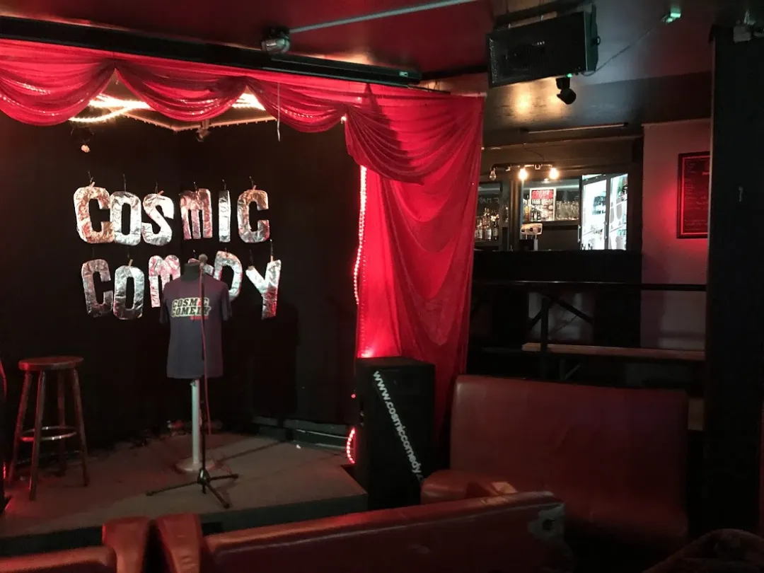 Cosmic Comedy Club – Foto 2