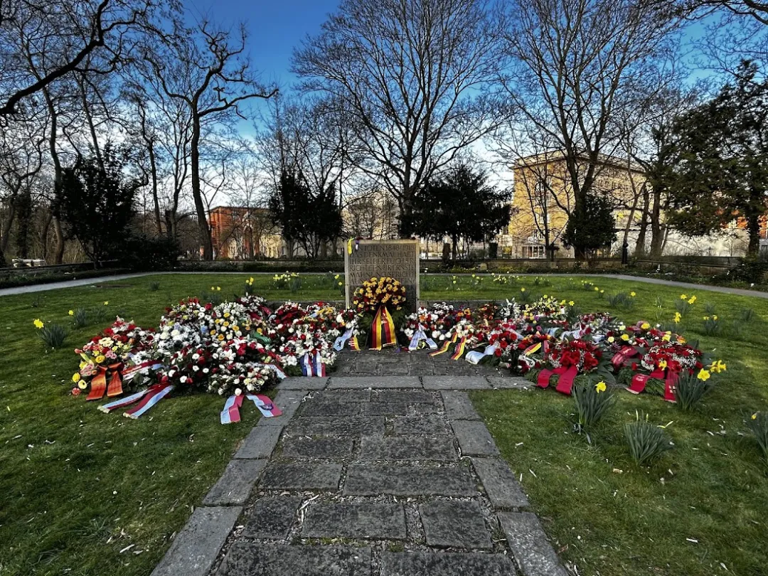Friedhof der Märzgefallenen – Foto 3