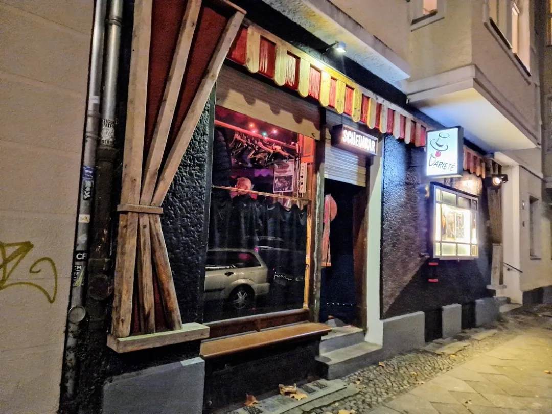 Scheinbar Varieté – Foto 3