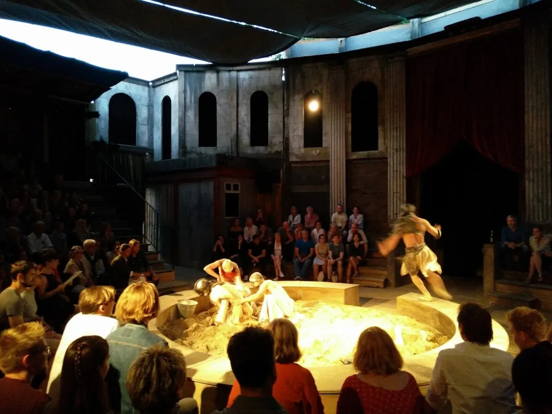Monbijou Theater – Foto 2