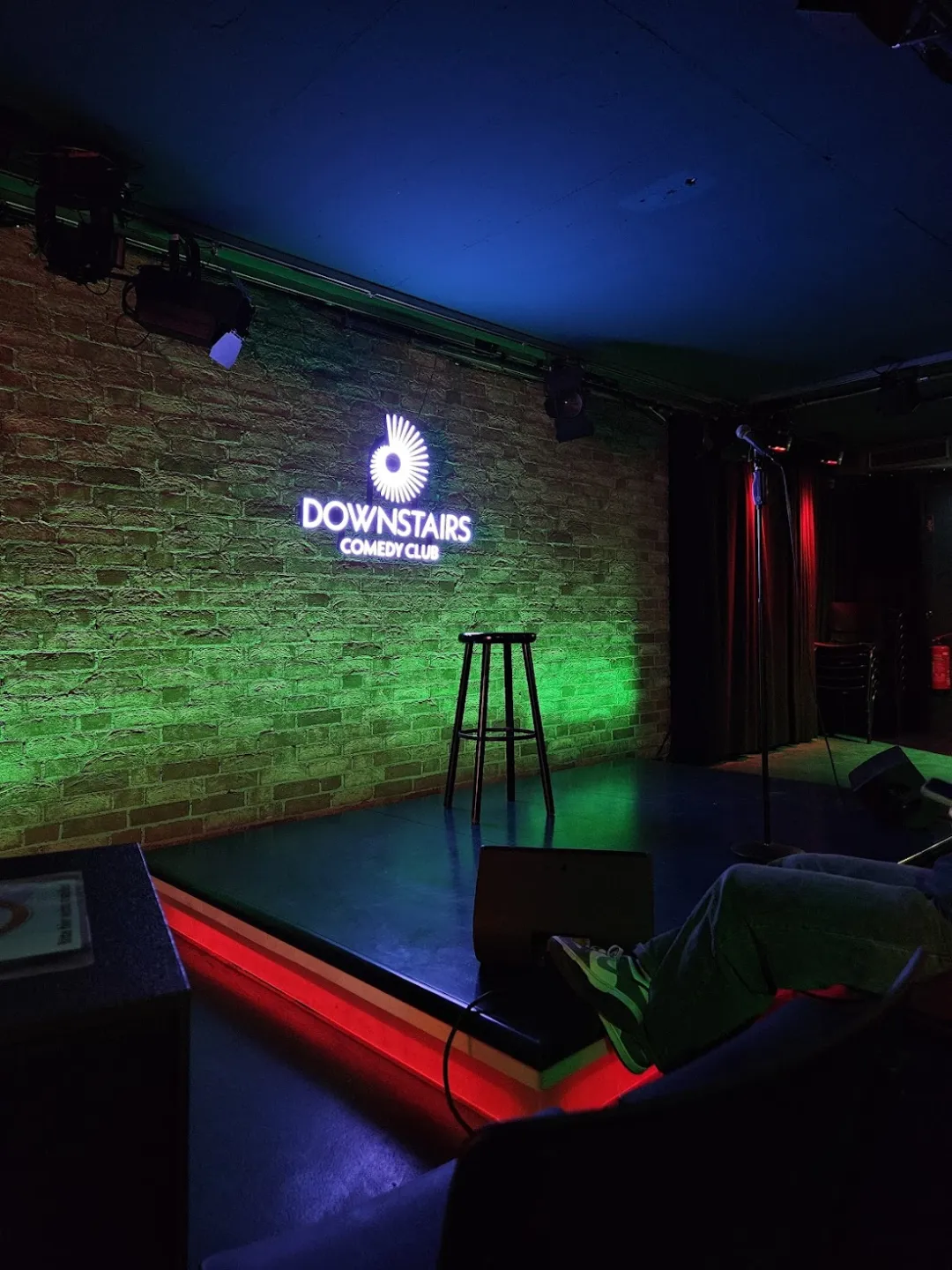 Downstairs Comedy Club – Foto 6